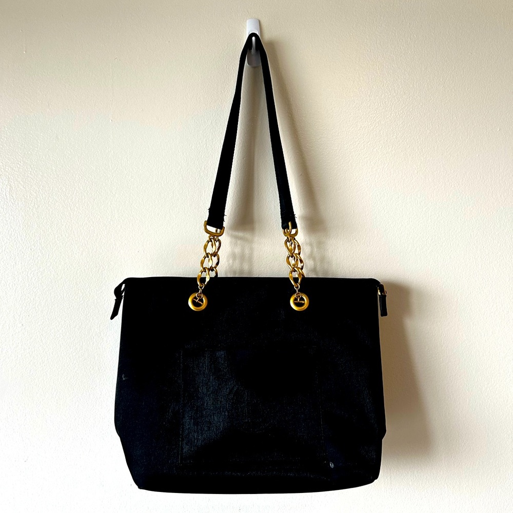 NWOT Black and Red Bebe Hand Bag Purse Gold Hardware Tote Beach Travel Cruise